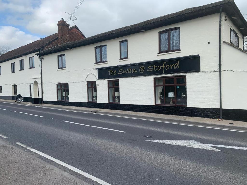 The Swan Inn Salisbury Wilton  Buitenkant foto